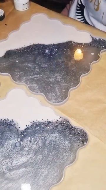 Подставка для закусок из эпоксидной смолы. #resinart#resin#art# смотреть онлайн