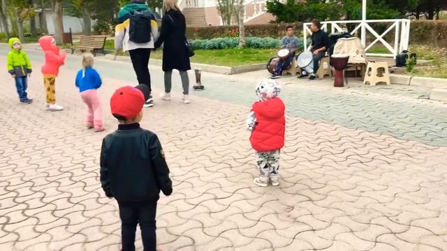 Уличные музыканты / Street Musician