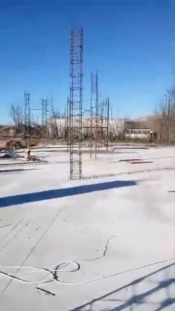 Колонны40•40. 440высота . Белогорск #крым #монолит #строит смотреть онлайн