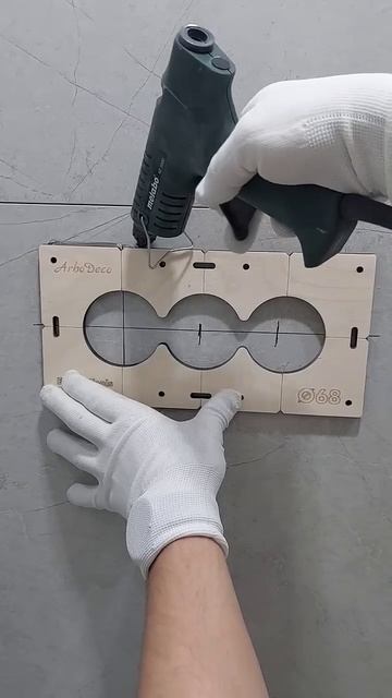 Разметка  и  сверления подрозетников в керамограните