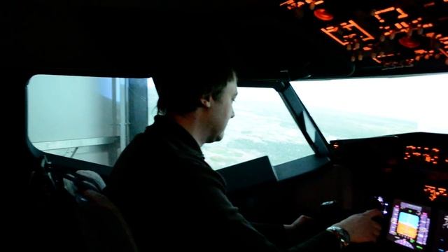 Тренажер Boeing 737 (Flight-simulator Boeing-737) Part 1 смотреть онлайн