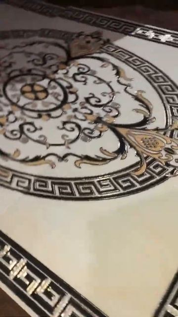 Панно из Керамогранита 120*180 см Версаче Светлый фон