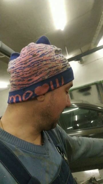 Вырезал топорик из пятёрки жигулей смотреть онлайн