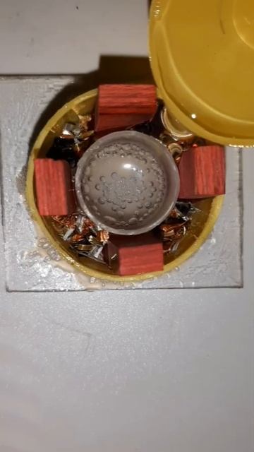 Кольцо из смолы, деревом и с 5 видов металла/Epoxy ring with maho смотреть онлайн