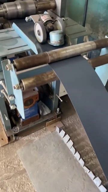 Процесс изготовления Евроштакетника в сером глянце ⚙ смотреть онлайн