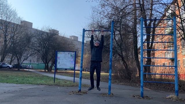 Кросс-тренинг для бегунов на длинные дистанции || Подтягивания на высокой перекладине :) смотреть онлайн