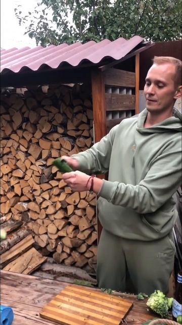 Тест на свежем огурце реза складного ножа из стали S390 ? смотреть онлайн