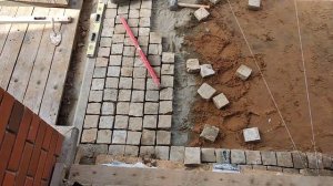 23 апреля 2024. Укладка гранитной колотой брусчатки из го