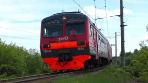 ЭД4М-0064 сообщением Богданович — Алапаевск прибывает на о.п. 125 км