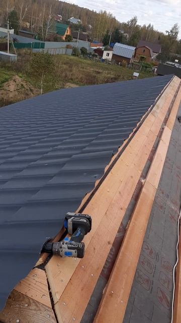 монтаж металлочерепицы #spb #монолит #wood #крыша #shortes #бет смотреть онлайн