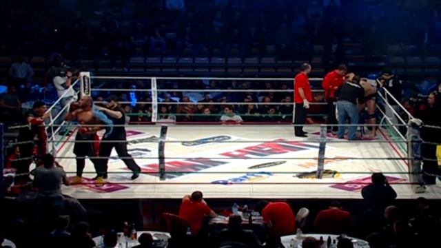 Емил Захариев | Легендите на MAX FIGHT