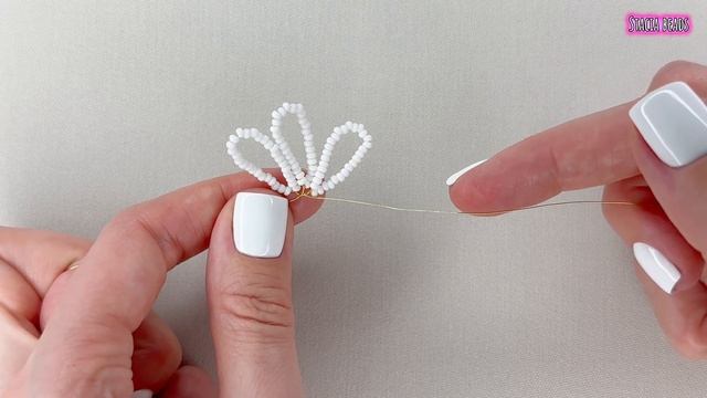 Ромашка из бисера Простые цветы из проволоки смотреть онлайн