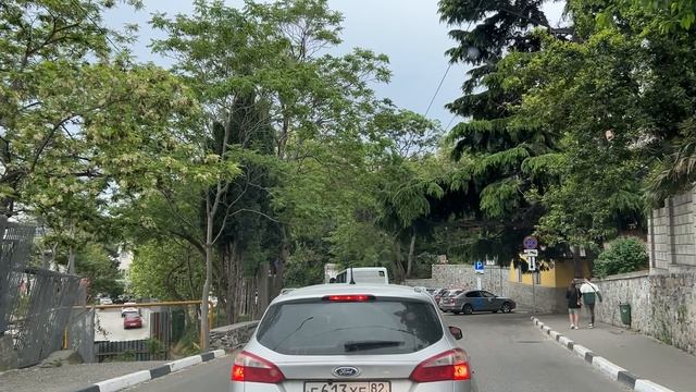 Ялта. Красноармейская ул. От ост.Верхний Таксопарк до Ломоносова ул. 27.05.25. Крым. Crimea. Yalta. смотреть онлайн