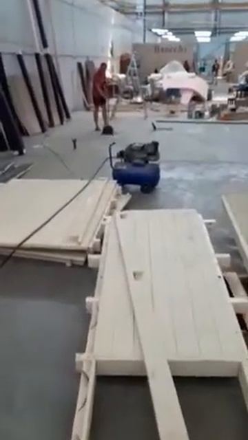 Приготовили деревянный детский домик к покраске, чтоб смотреть онлайн