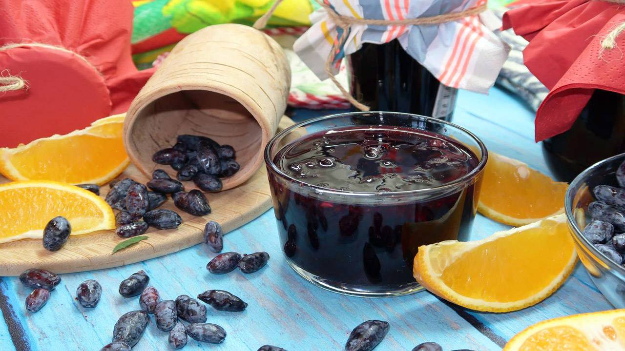 5 Очень Вкусных Рецептов Варенья Из Жимолости смотреть онлайн