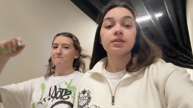 Moscow vlog: красивые места, весенний город и день в парке а? смотреть онлайн