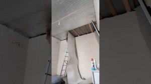 Монтаж пенофол к потолку