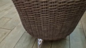 Барный; журнальный столик из ротанга