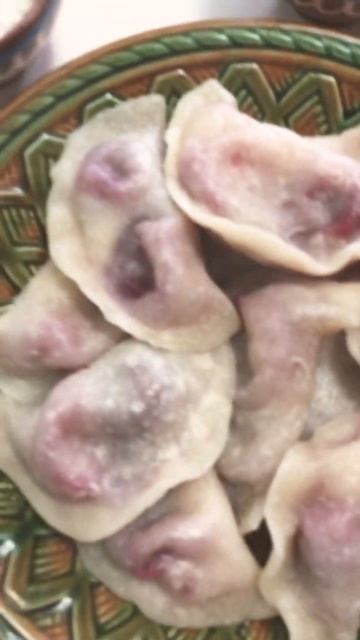 Вареники с вишней #сытноивкусно #едимдома #простоивку? смотреть онлайн