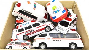 Мультики про машинки для малышей. Яркие Мини-машины скорой помощи едут с включёнными сиренами