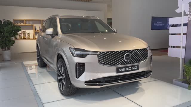 Volvo XC90 2025 - Интерьер и Экстерьер смотреть онлайн