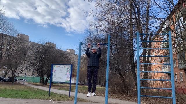 Кросс-тренинг для бегунов на длинные дистанции || Подтягивания на высокой перекладине :) смотреть онлайн