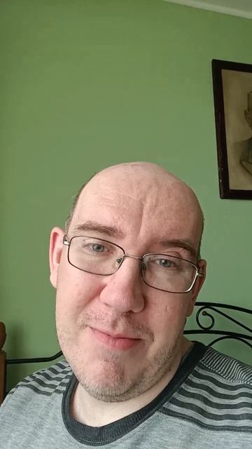 Анекдот про белые обои и черную посуду смотреть онлайн