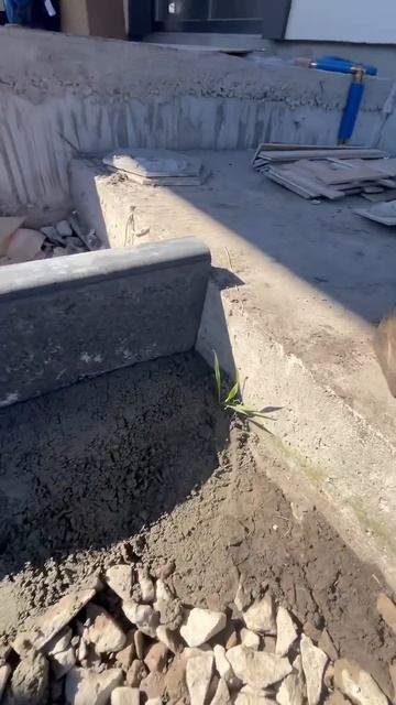 Укладання бруківки та поребриків Юнілюкс. Виставкови? смотреть онлайн