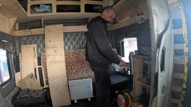 Кенворт Т 660 Закончил утепление потолка смотреть онлайн