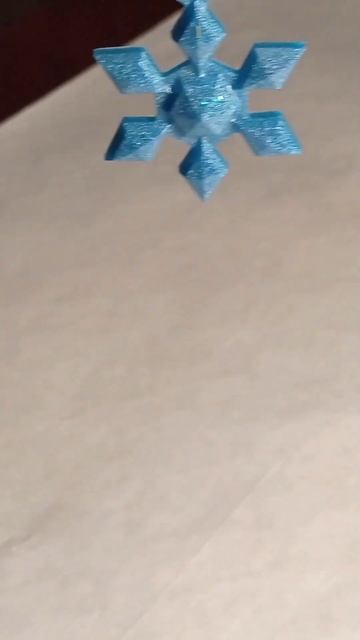 Снежинка из эпоксидной смолы с сухим пигментом. смотреть онлайн
