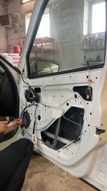 Монтаж набора шумоизоляции «Отличный эффект» для две? смотреть онлайн