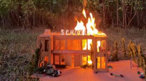 Горит Заброшенная Школа!