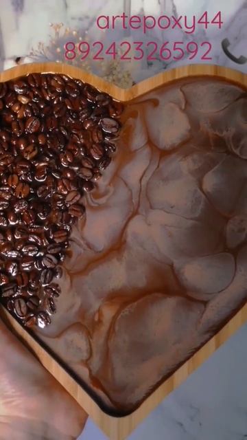 сервировочная доска выполненая из бамбука с декором и смотреть онлайн