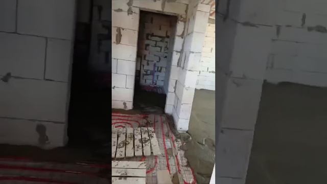 Стяжка пола в доме. Растворонасос Гранд 75 в работе с ми смотреть онлайн