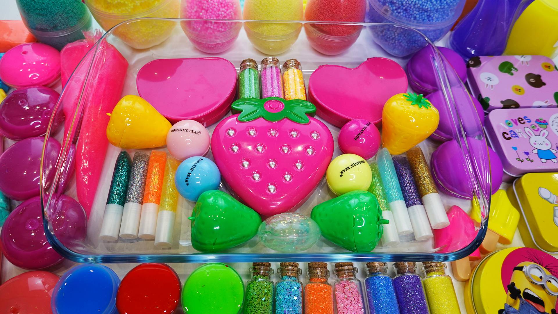 Слайм из блёсток и косметики ✨💄 Волшебный блестящий эксперимент! смотреть онлайн