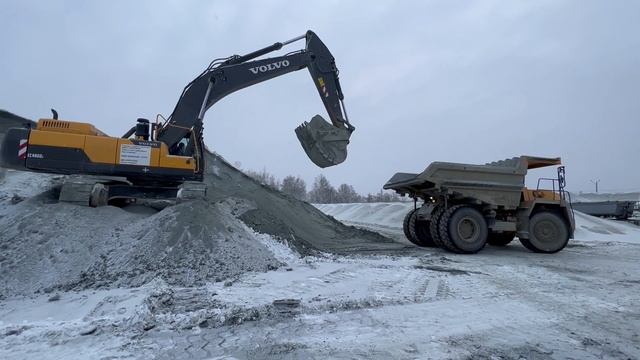 Ковши скальные сверхусиленные Reschke Rus на на добыче НСМ смотреть онлайн