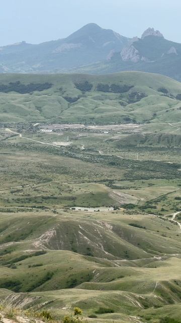 Звездопад Воспоминаний в Крыму. Популярное место Крыма #звездопадвоспоминаний #крымсегодня #крым2025 смотреть онлайн