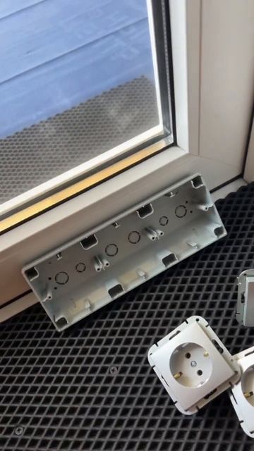 Угловая электрическая #розетка для пристыковки в #пли? смотреть онлайн