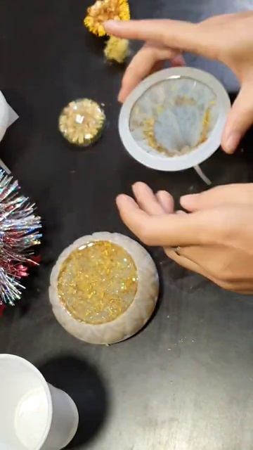 изготовление шкатулки в семенах желтая #эпоксиднаясм? смотреть онлайн