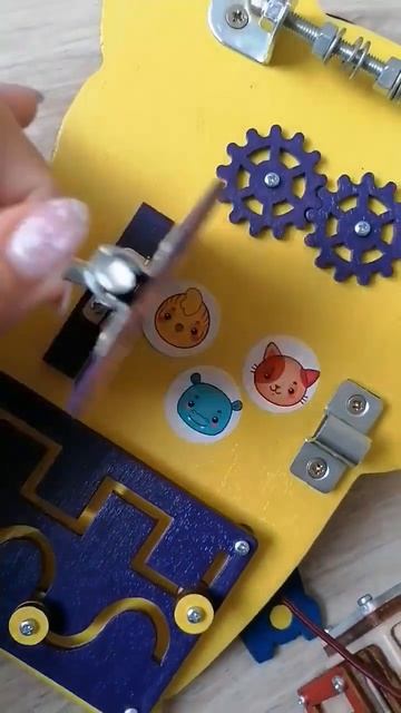 жёлто-фиолетовая 🐈#asmr#toys#асмр #бизиборд #деревянныеиг смотреть онлайн
