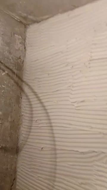 Армировка основания плиточным клеем 💪💪💪💪🔥🔥🔥? смотреть онлайн