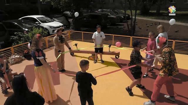 Три детских игровых комплекса открыли в Климовске