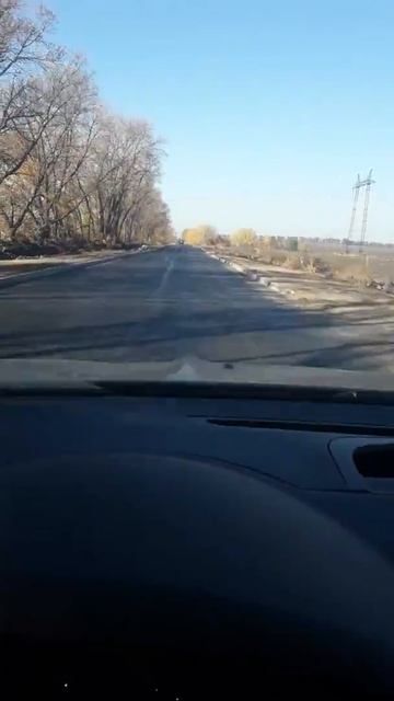 Бордюры вдоль трассы