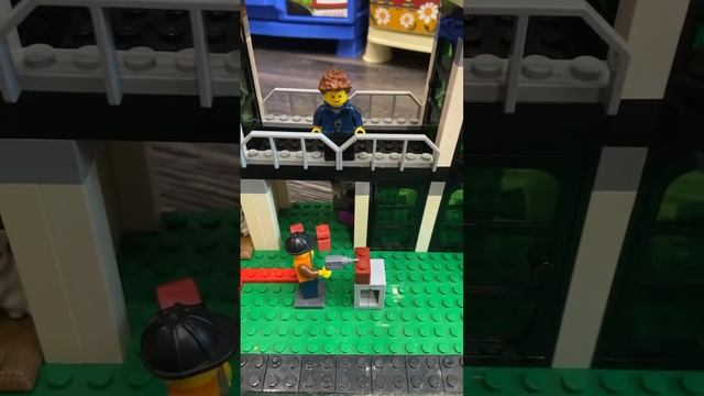 Не надо было пробовать разбить кирпич об голову смотреть онлайн