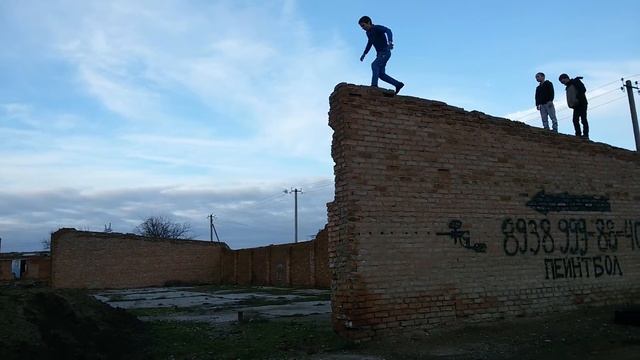 Borzo95 мальчик + песок смотреть онлайн