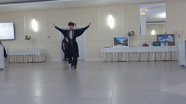 Танцы Калмыкии. Джомаев Адучи. Яшкуль смотреть онлайн