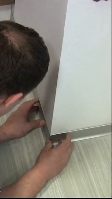 Сколько стоит монтаж установка алюминиевого плинтуса смотреть онлайн