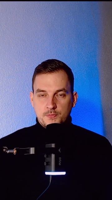 Эппс на потолок ? смотреть онлайн