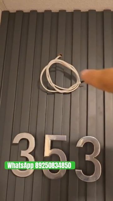 Входная дверь в квартиру со встроенным видеодомофон и смотреть онлайн