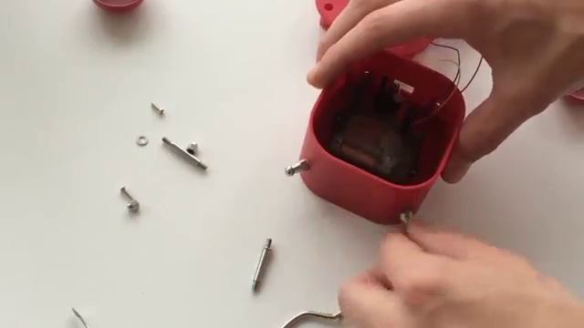 Разобрать и собрать будильник